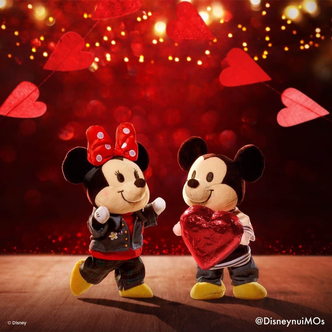 ミッキーマウスさんのインスタグラム写真 - (ミッキーマウスInstagram)「Mickey’s sweetheart. 🥰❤️😍 @DisneyNuiMOs are available @shopDisney, Disney stores, and select Disney Parks around the world.」2月17日 1時00分 - mickeymouse