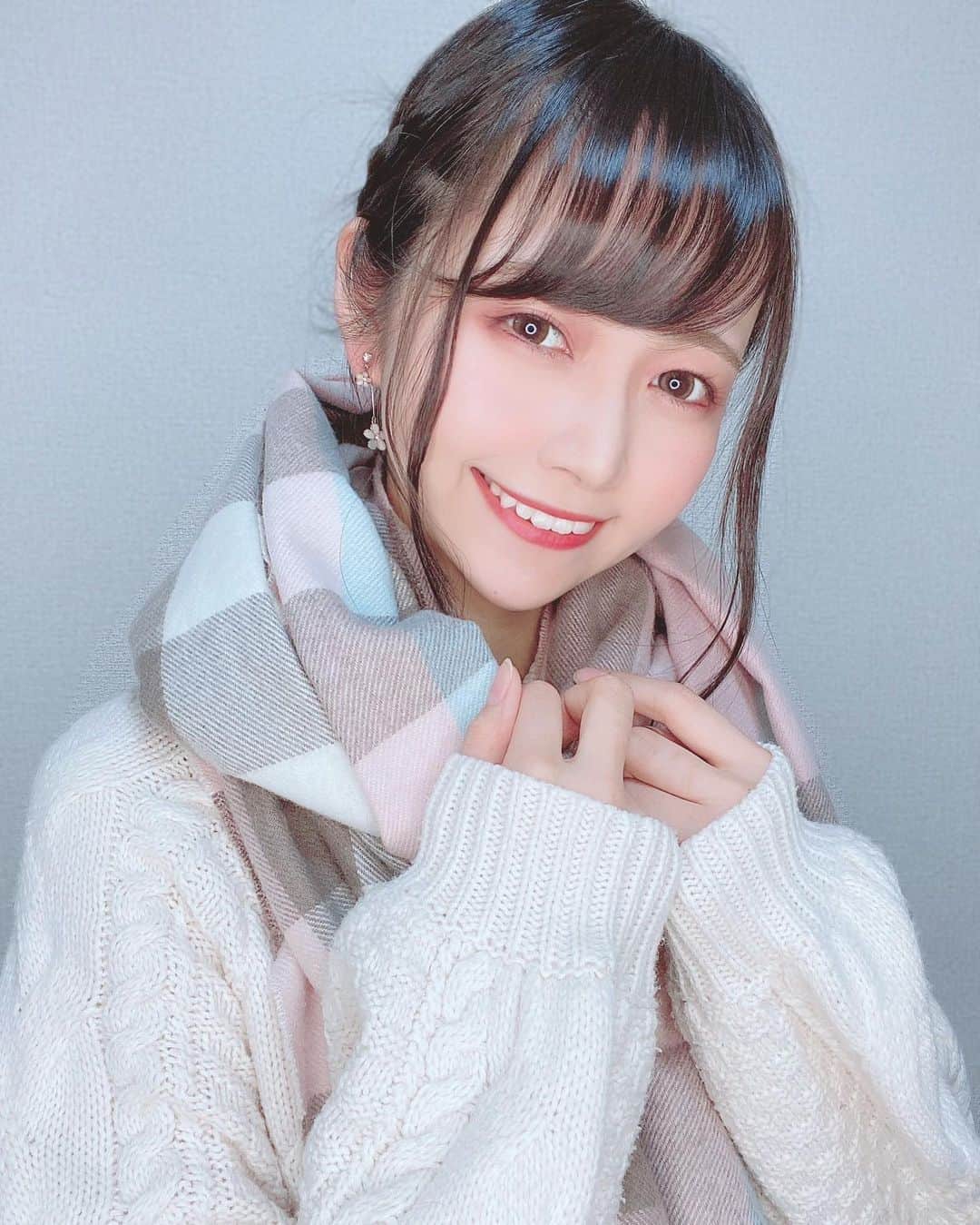 のインスタグラム：「Good night☺️ ･ ･ ･ #portraitphotography #portrait_shots  #instagram #fashion  #modeling #portrait #portraitphotography #portrait_shots  #japanesegirl #萌 #自拍 #swag #맞팔 #맞팔해요 #otakugirl #otaku #コスプレイヤー  #ポートレート #ポートレートモデル #ポートレート女子 #被写体 #ポトレ #モデル #自撮り #自撮り女子 #コスプレイヤー自画撮り部 #黒髪 #cosplay #cosplayer」