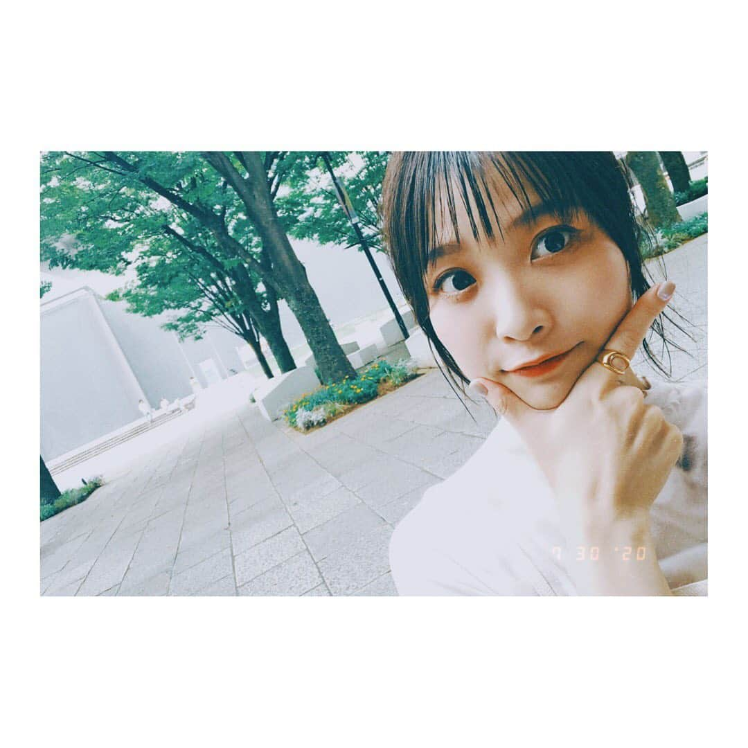 May’nさんのインスタグラム写真 - (May’nInstagram)「自分で言うけど、10代みたいなかおしてる。笑  でも10代の時はもっとキリッてしてたんで実際の自分の10代のときはこんなまるい感じではなかったですね😲  #ぜんぶまるい #だから赤ちゃんに好かれる #赤ちゃんは丸いものが好き #どの国でも赤ちゃんに絡まれる #赤ちゃん顔 #がんこちゃん #ウーパールーパー」2月16日 23時53分 - mayn1021