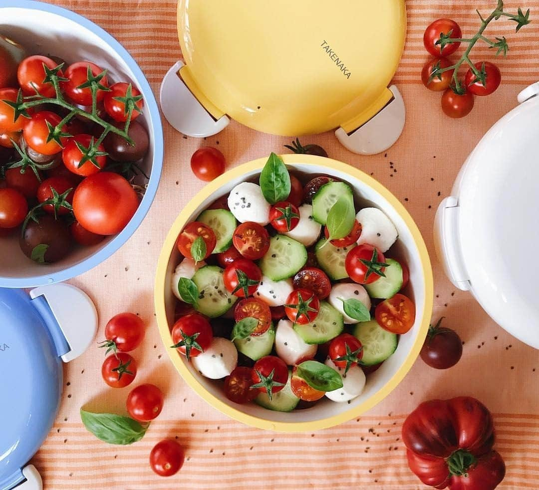 TAKENAKA BENTO BOXのインスタグラム：「Thank you for sharing your Bento and your love @bayarea_buzz !😊⁠ ⁠ "Found the perfect bento bowls for lunch! 🥗 🍅⁠ Need some motivation for your healthy life style? These cute @takenakabento bowls are perfect for you. We used the last of our summer tomatoes for a yummy caprese salad."⁠ ⁠ 📸 @bayarea_buzz  #ShowYourTakenakaBento」