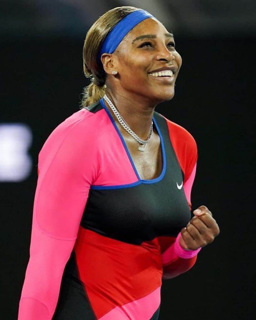 E! Onlineさんのインスタグラム写真 - (E! OnlineInstagram)「Greatest f̶e̶m̶a̶l̶e̶ athlete and greatest h̶u̶s̶b̶a̶n̶d̶ supporter. Serena Williams and Alexis Ohanian are the perfect match. ❤️(📷: Getty)」2月17日 0時17分 - enews