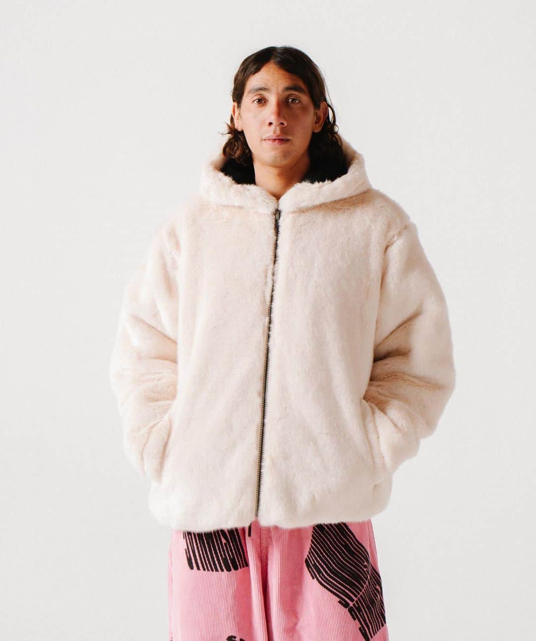 サキャスティックのインスタグラム：「@insomniacltd Pre Spring   Fluffers Jacket Pink Faux fur, quilted nylon lining, double zip front closure, custom drawcords, fully embroidered back patch. Made in the USA.  Vertigo Corduroy Pant Pink Printed and garment dyed 8 wale corduroy, custom drawcord. Made in the USA.」