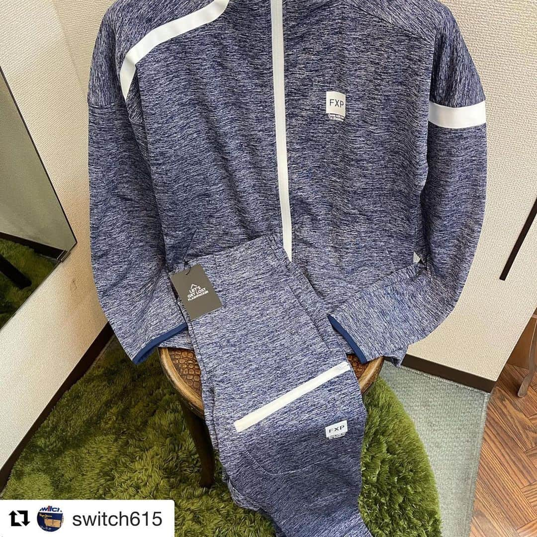 hiroecdさんのインスタグラム写真 - (hiroecdInstagram)「#Repost @switch615 with @get_repost ・・・ FLASH PACKER  Uber Heat 素材のnewデザインセットアップ 入荷しましたー🌟  FXPウーバーヒートは、抜群のストレッチ性を持つ肌触りの良いマイクロ起毛素材。 長短2種類の糸で構成され、その隙間に温まった空気をホールド。 着た瞬間から暖かい優れた接触温感を持ち、保温性、吸汗放湿性に富んだ万能素材です。 全てのシーンにおいて、抜群の着心地と機能性であなたをストレスから解放します。  スポーツにも👍 スポーツしなくてもワンマイルウエアとしても💕  薄くても暖かく、スキニータイプですがストレッチ効いて🤩 トップスの肩、肘はダーツをとって立体的に。 パンツもヒザダーツ、ヒップ、腿は切り返しで立体的に🌟 トップスは今回、袖口サムホール(親指の穴)無しです。 フロントファスナーは止水ファスナーでスッキリと、 フロントウエスト裾はステッチが隠れて、ましてリブ仕様ではないのでスポーツ感がうすれて、スッキリきれいに見えまーす😉 パンツはフロントのカーゴボケはカバン持ちたくない人にはウレシイ(moon heart eyes) フロントファスナーは止水ファスナーでパンツスタイル。 ウエスト中にドローコードで、ベルトレス。 右側のみヒップにZIPポケットでキー入れてても安心。  機能的でシンプルでカッコイイセットアップになりまーす💓 前回購入してもらった方は、 少しデザインも変わってますので 色違いでどうですかー😄  #Switch#姫路#おみぞ筋#メンズセレクトショップ#メンズ#セレクトショップ#メンズファッション#ファッション #FLASH PACKER」2月16日 16時19分 - flash_packer_hiroki_ishida