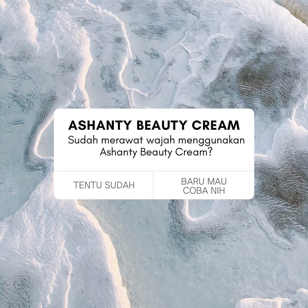 ASHANTY BEAUTY CREAM OFFICIALのインスタグラム：「Kulit wajah kamu kering dan kusam ? Kamu butuh cream perawatan wajah yang mampu melembabkan dan mencerahkan kulit wajahmu. Coba gunakan Ashanty Beauty Cream Whitening Series yuuk, bermanfaat untuk melembabkan, melembutkan, menghaluskan, mencerahkan kulit wajahmu. Mengatasi pori - pori dan komedo besar 💕  Ashanty Beauty Cream sedang ada promo menarik lohh, satu paket hanya Rp 450.000,- berisikan Facial wash, tonner, serjm, day cream, night cream dan free exclusive pouch 🛍」