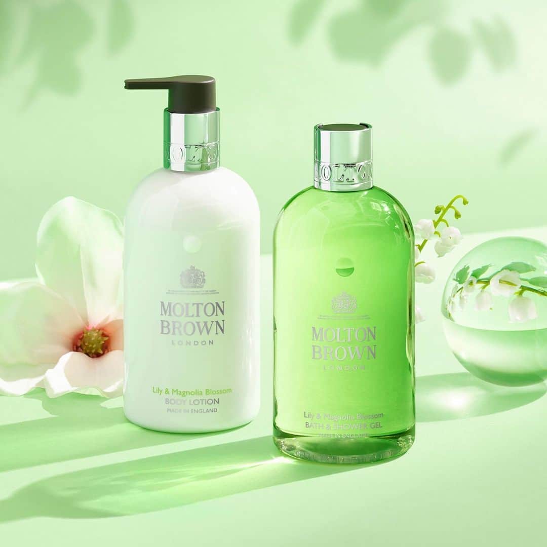 モルトンブラウンのインスタグラム：「Lily & Magnolia Blossom. London via Cornwall. Celebrate the beauty of new beginnings; uplift your senses with a Cornish floralscape.」