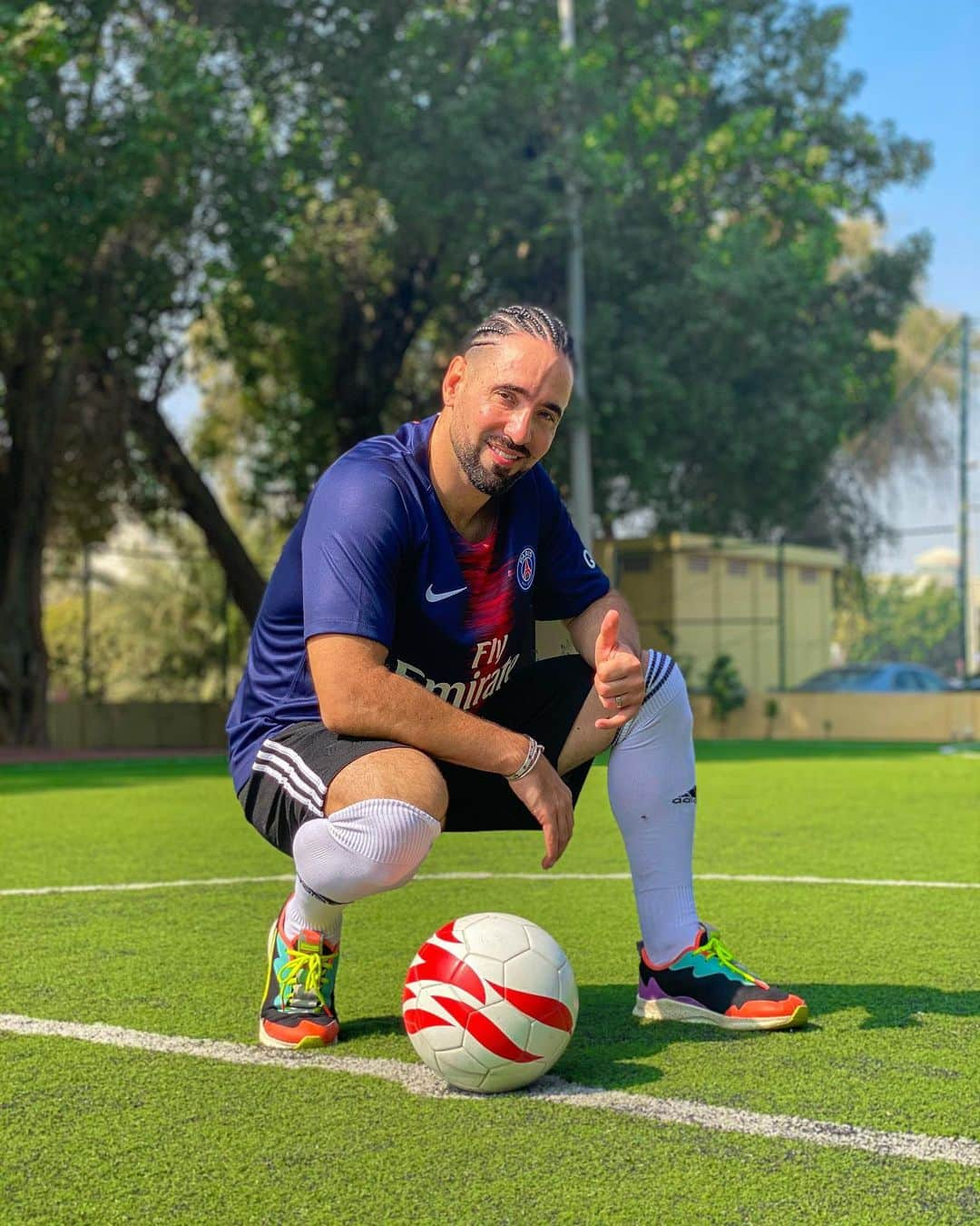 ショーン・ガルニエさんのインスタグラム写真 - (ショーン・ガルニエInstagram)「PSG or BARÇA tonight ? ⚽️✅ #Football #Barcelona #PSG #Seangarnier #Urbanballer」2月16日 17時13分 - seanfreestyle