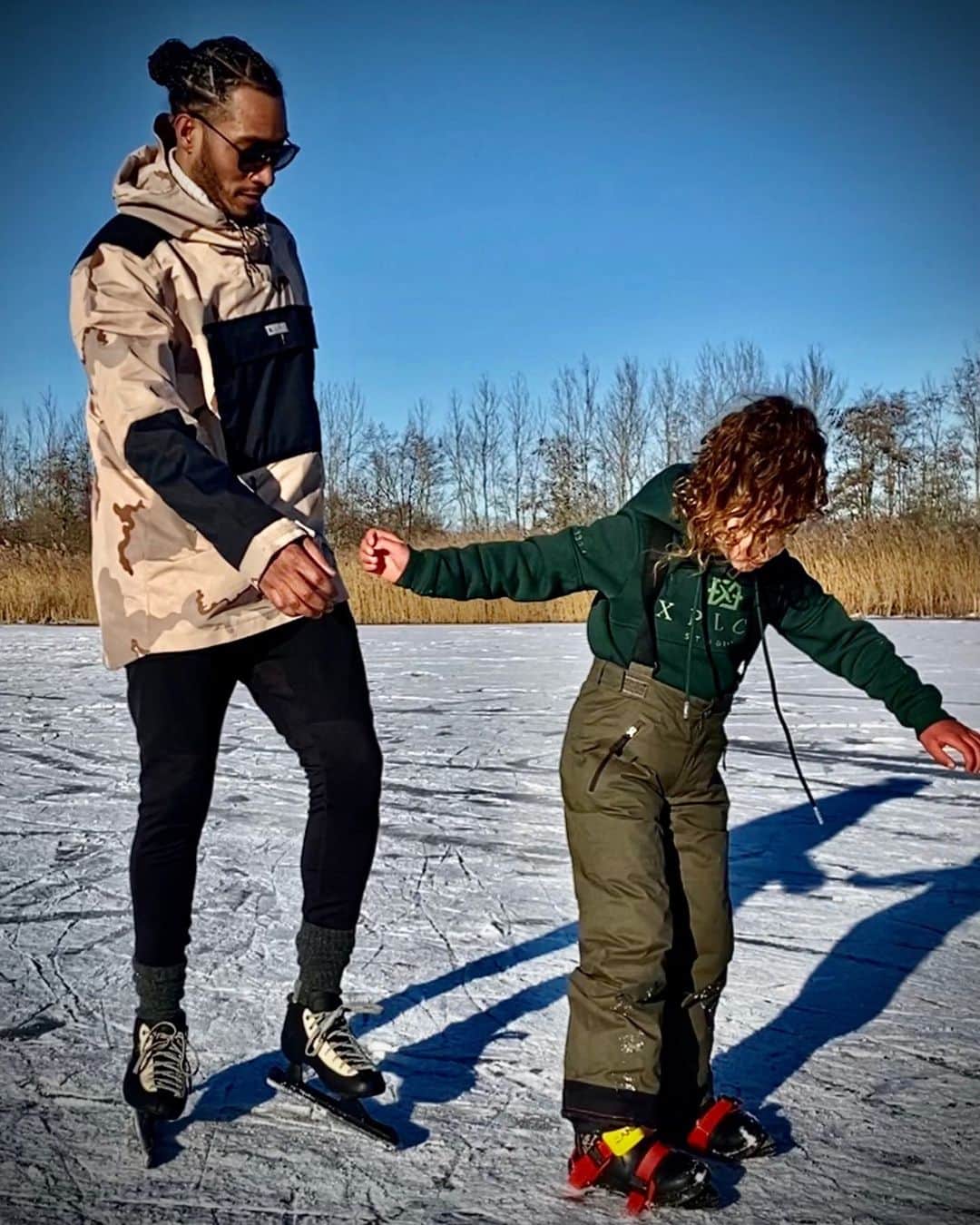 サネリー・ジェームズのインスタグラム：「Guiding you forever ♥️」