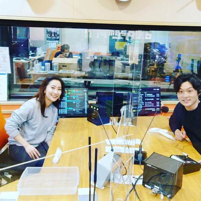 金村義明さんのインスタグラム写真 - (金村義明Instagram)「18時毎日放送ラジオ生放送📻 金山アナ&清水綾音ちゃん」2月16日 17時49分 - yoshiaki_kanemura