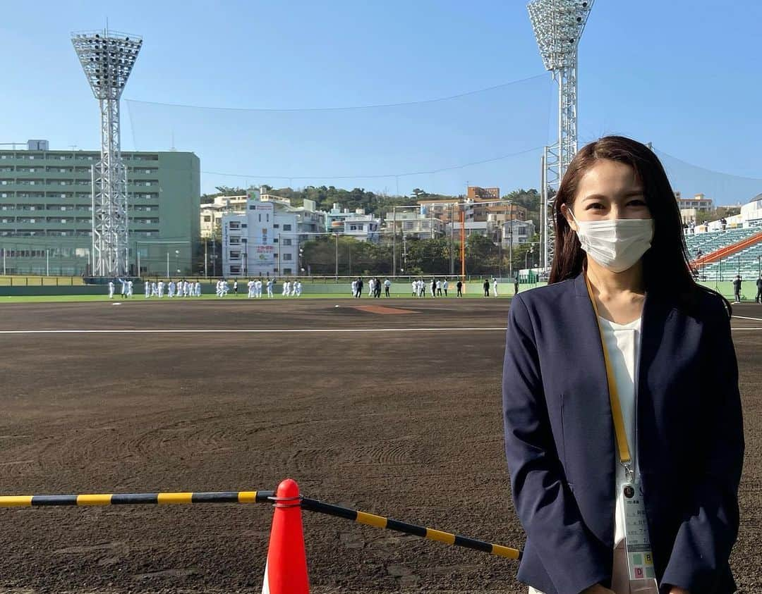 阿部智帆さんのインスタグラム写真 - (阿部智帆Instagram)「☀️ 最高のお天気で 沖縄キャンプがスタートです🌺  今日のGラヂ🌟  今村投手・大城選手からのメッセージでオープニング👏🧡  〈ゲスト〉ファン事業部　北さんから 現役時代の事や、同期入団の梶谷選手との思い出話など盛りだくさんでお届けしました♫  アーカイブからぜひ♡ 明日も宜しくお願いします☺︎♪  #giants #沖縄キャンプ #Gラヂ」2月16日 17時58分 - chiho_abe829