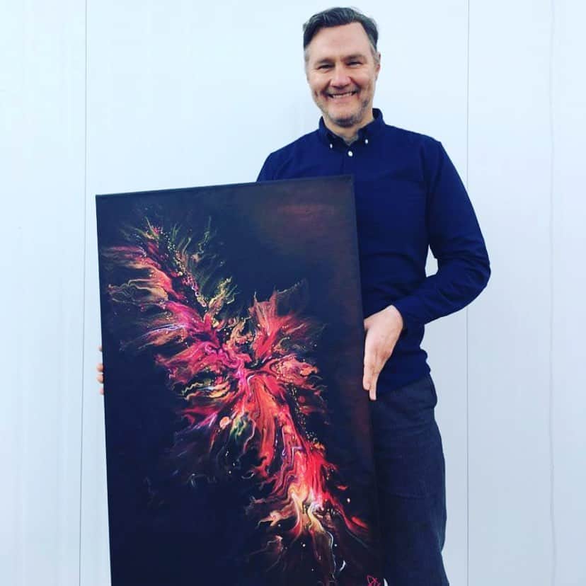デビッド・モリシーのインスタグラム：「Thanks to Anna Zeal @art_annaz for my painting. Check out her work. #absractart #curatyourspace #fireart #nebula #fire」