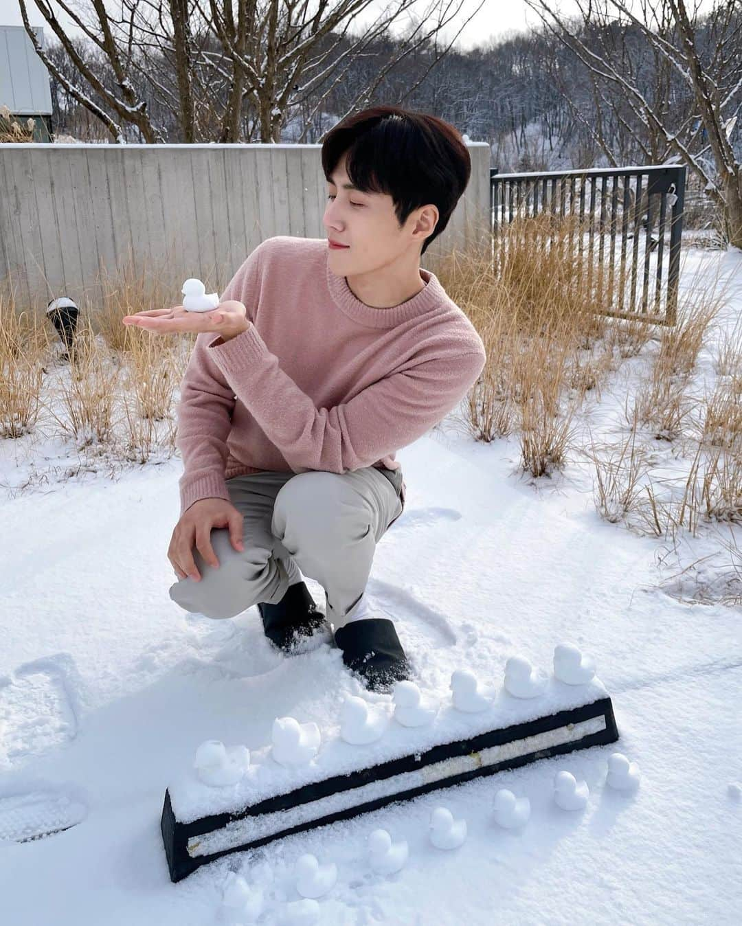 キム・ソンホさんのインスタグラム写真 - (キム・ソンホInstagram)「☃️ :)」2月16日 18時05分 - seonho__kim