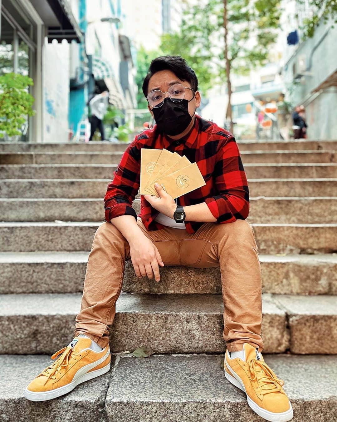 FATKINGのインスタグラム：「™️ Pimpin’ CNY in #FATKING style 👑  🧧&⌚️ @gshock_hongkong #DW5600 👟 @pumahk #PumaSuede  #GSHOCKhk #PUMAhk」