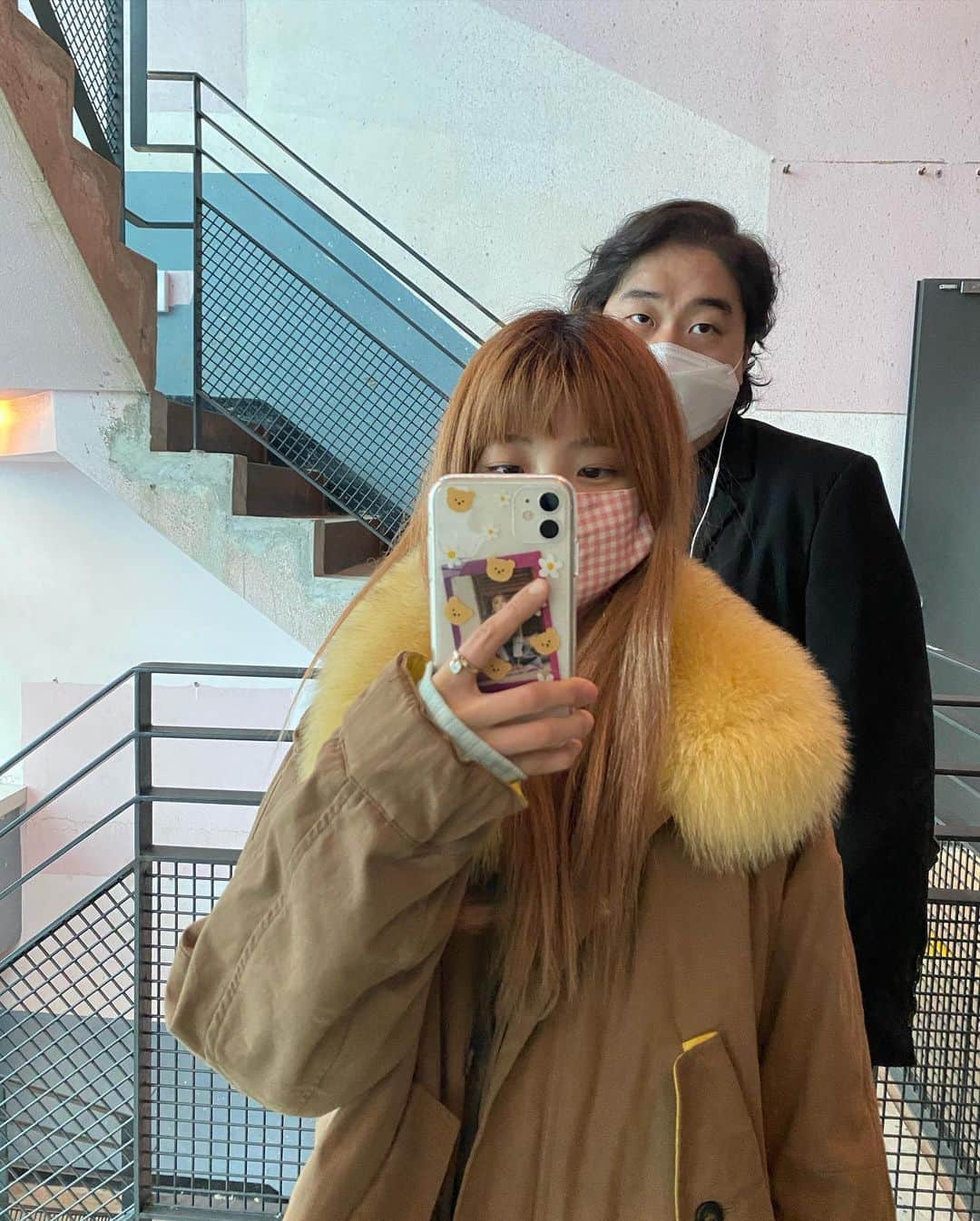 ヘイニさんのインスタグラム写真 - (ヘイニInstagram)「보고싶은 그림도 보고 이히운이 놀러와서 즐거웠던 하루🐥」2月16日 18時45分 - hye2nk