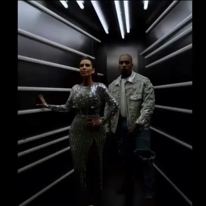 セレステ・バーバーのインスタグラム：「I miss not getting invited to events.  #celestechallengeaccepted  #celestebarber  #funny  #kimkardashian  #kendalljenner」