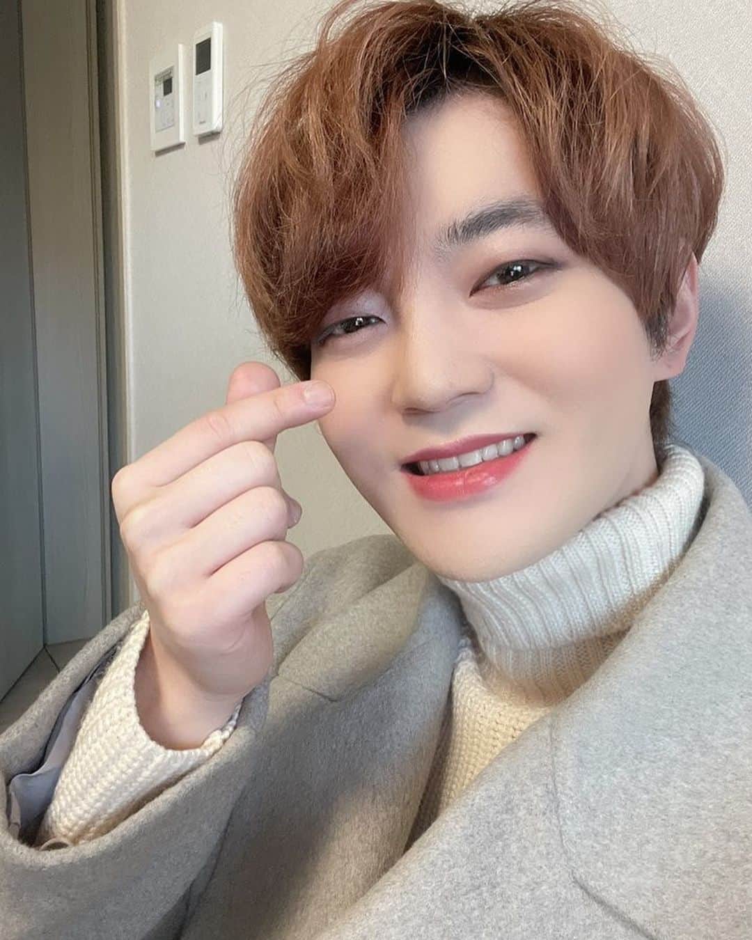 UP10TIONのインスタグラム：「하트바드세여~~~❤😍❤ #비토 #bitto」