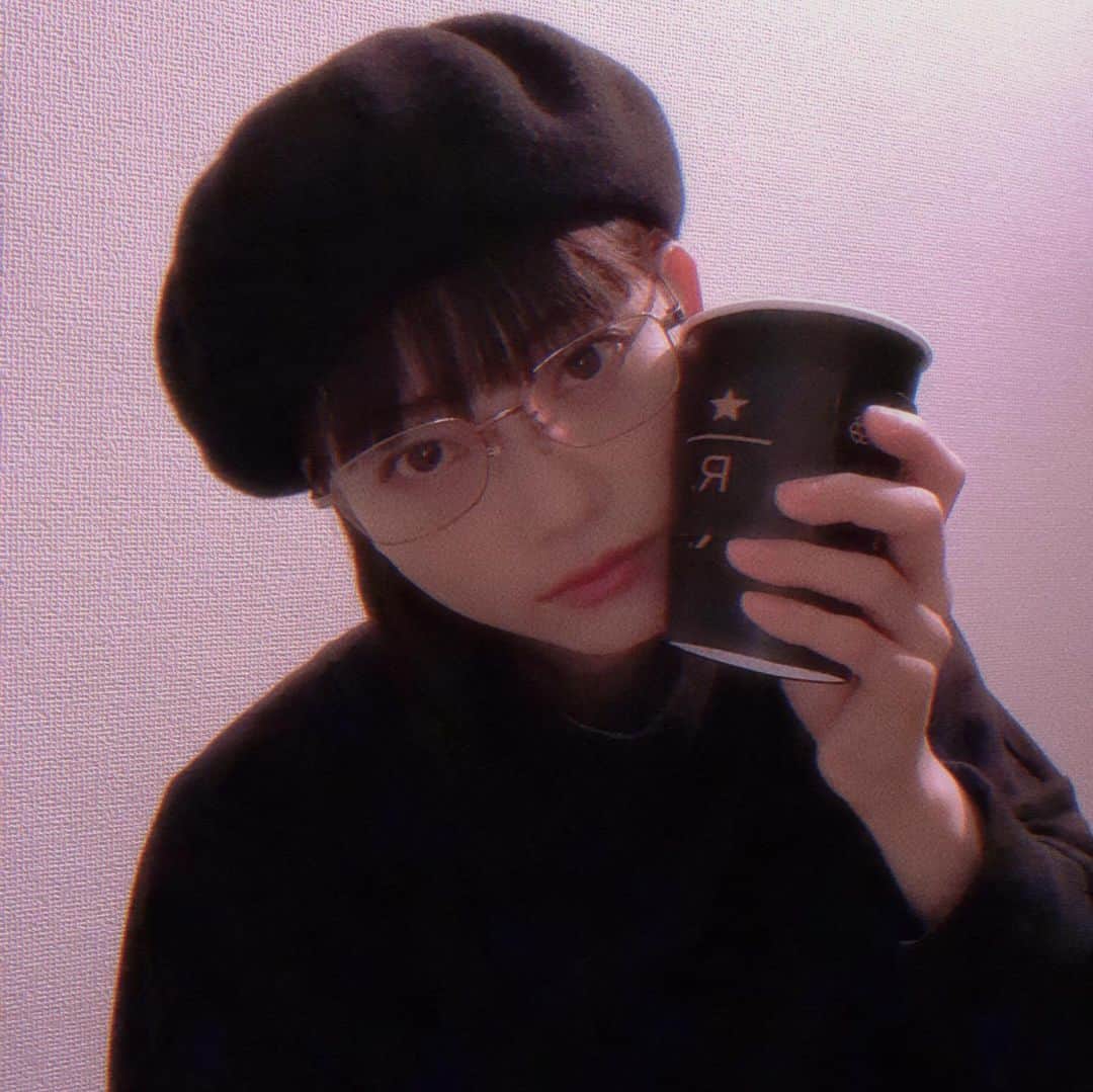 阿知波妃皇のインスタグラム：「🤎」