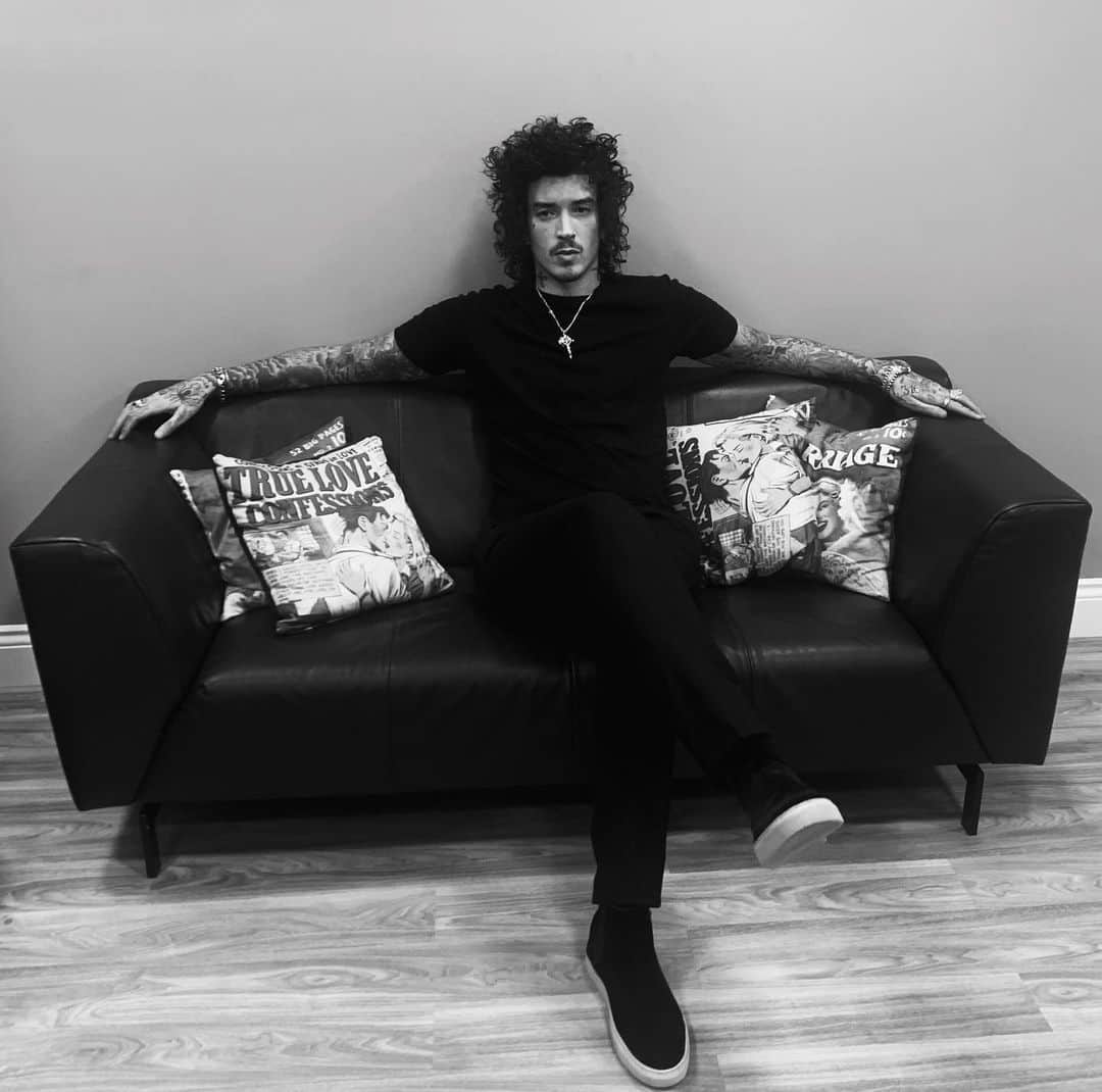 ジュリアン・ペレッタのインスタグラム：「Il mio cuore batte solo per te.」