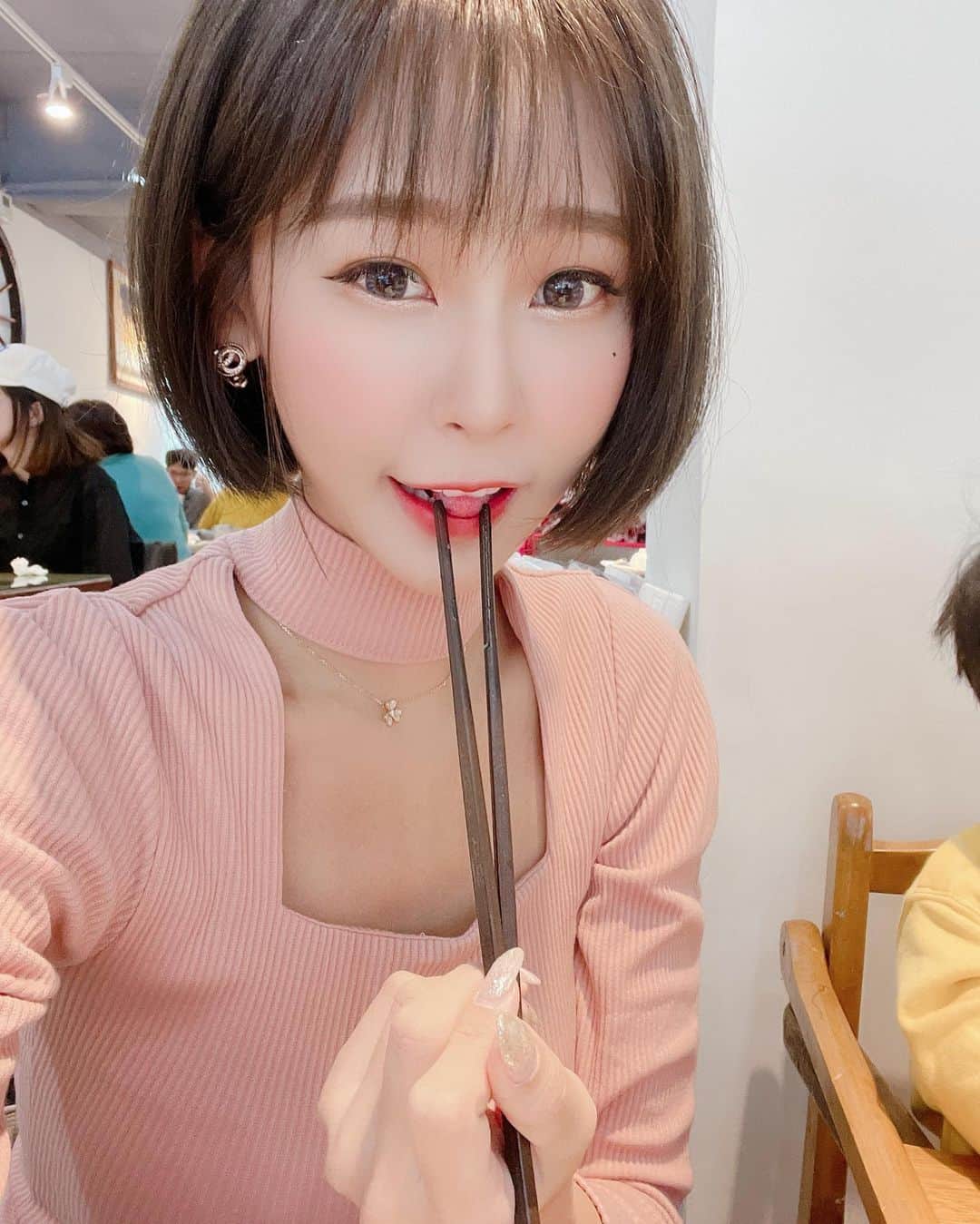 小雪（Winnie）さんのインスタグラム写真 - (小雪（Winnie）Instagram)「好天氣好心情☺️  在嗎？你在嗎？ 你一直在嗎？  年假最後一天，你們有出去玩嗎 #收心#準備開工」2月16日 19時43分 - siawase726