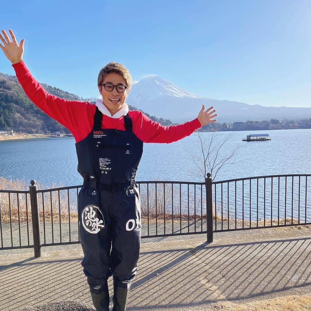 田村淳のインスタグラム：「この辺りで土地を探してます… 富士山が一望できる場所に 車いじったり、金継ぎしたり、BBQしたり 安くて良い土地を探してます！  誰か良い情報ないですか？  福岡県那珂川市には良い土地を見つけました！緊急事態宣言あけたら見に行って買うかどうか決めます！  東京！福岡！そしてもうひとつ 夢の3拠点生活！  良い情報お待ちしております。」