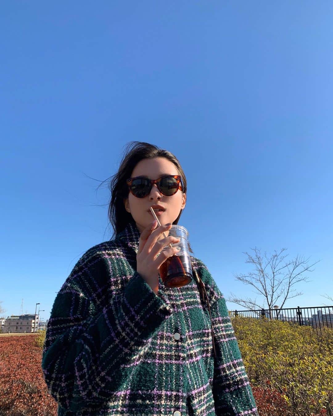のインスタグラム：「大好きな珈琲と青空と🟢💙🟥」