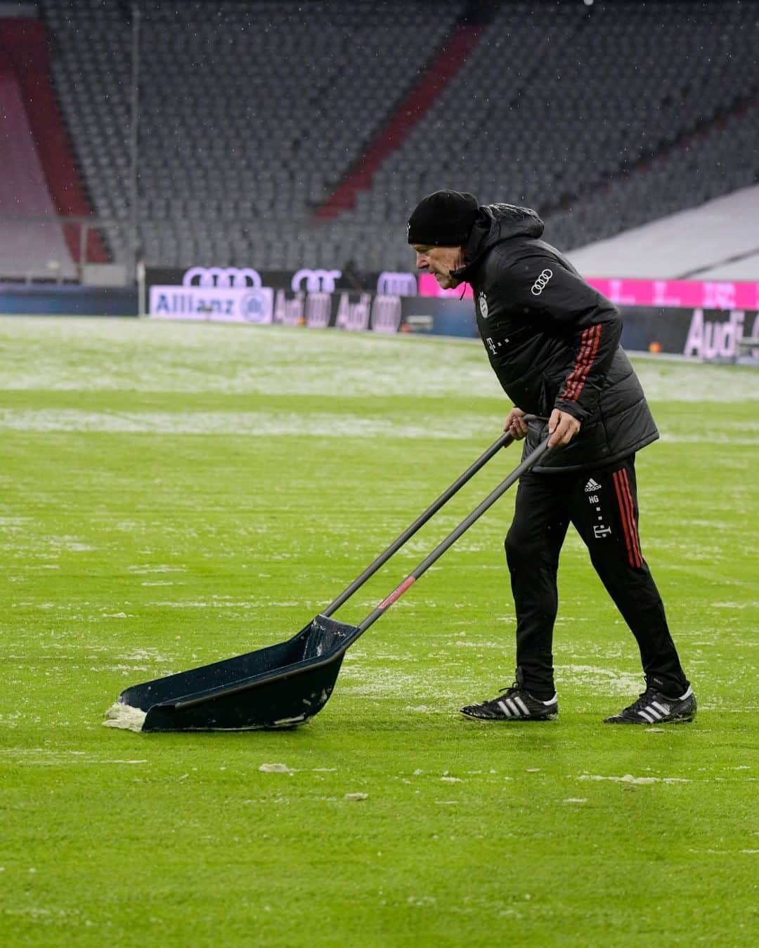 バイエルン・ミュンヘンさんのインスタグラム写真 - (バイエルン・ミュンヘンInstagram)「❄️📸❄️  #FCBDSC #MiaSanMia #FCBayern #WeiterImmerWeiter #packmas #Bundesliga」2月16日 20時32分 - fcbayern