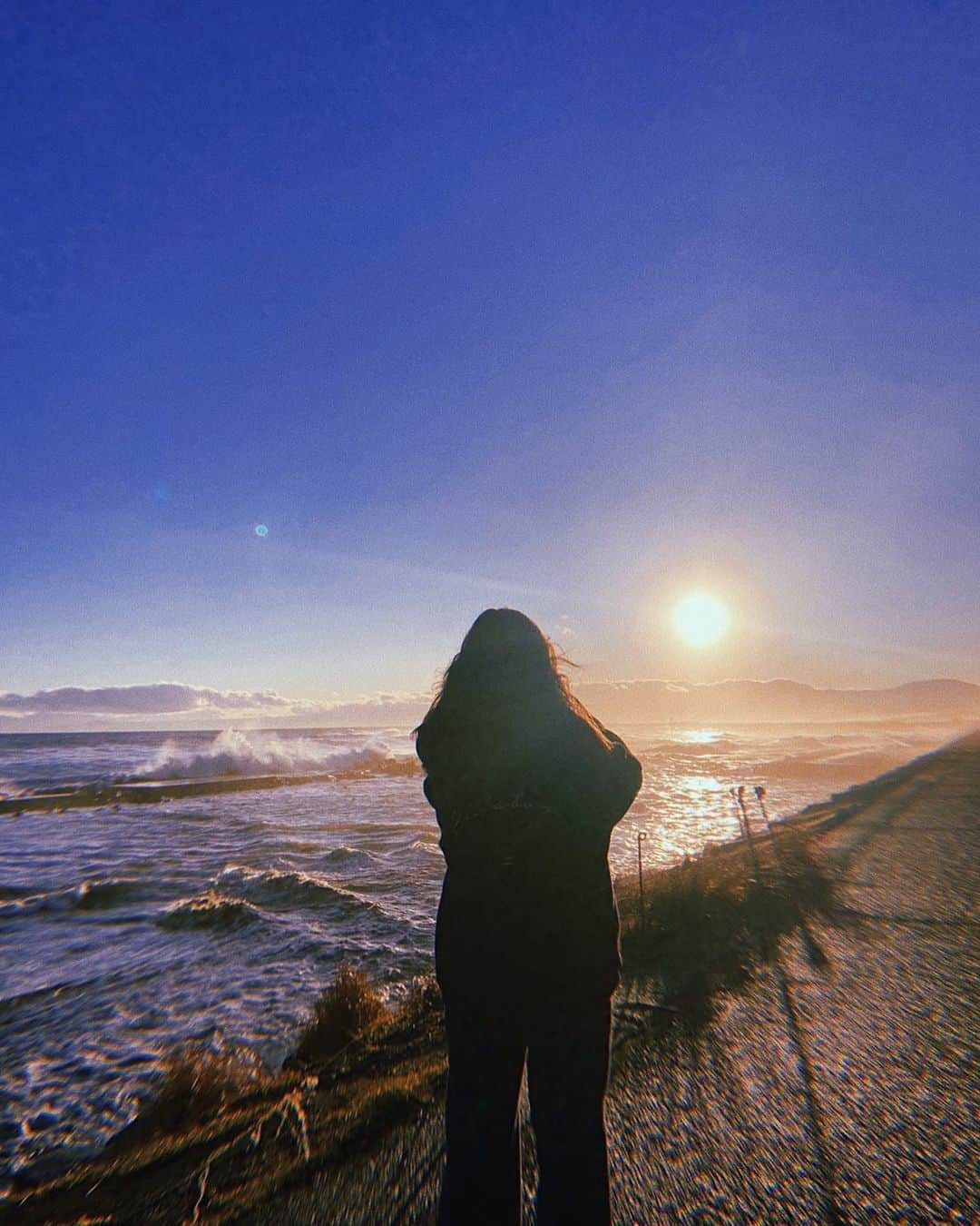 AMIのインスタグラム：「I'm thankful to spend ordinary days :)」