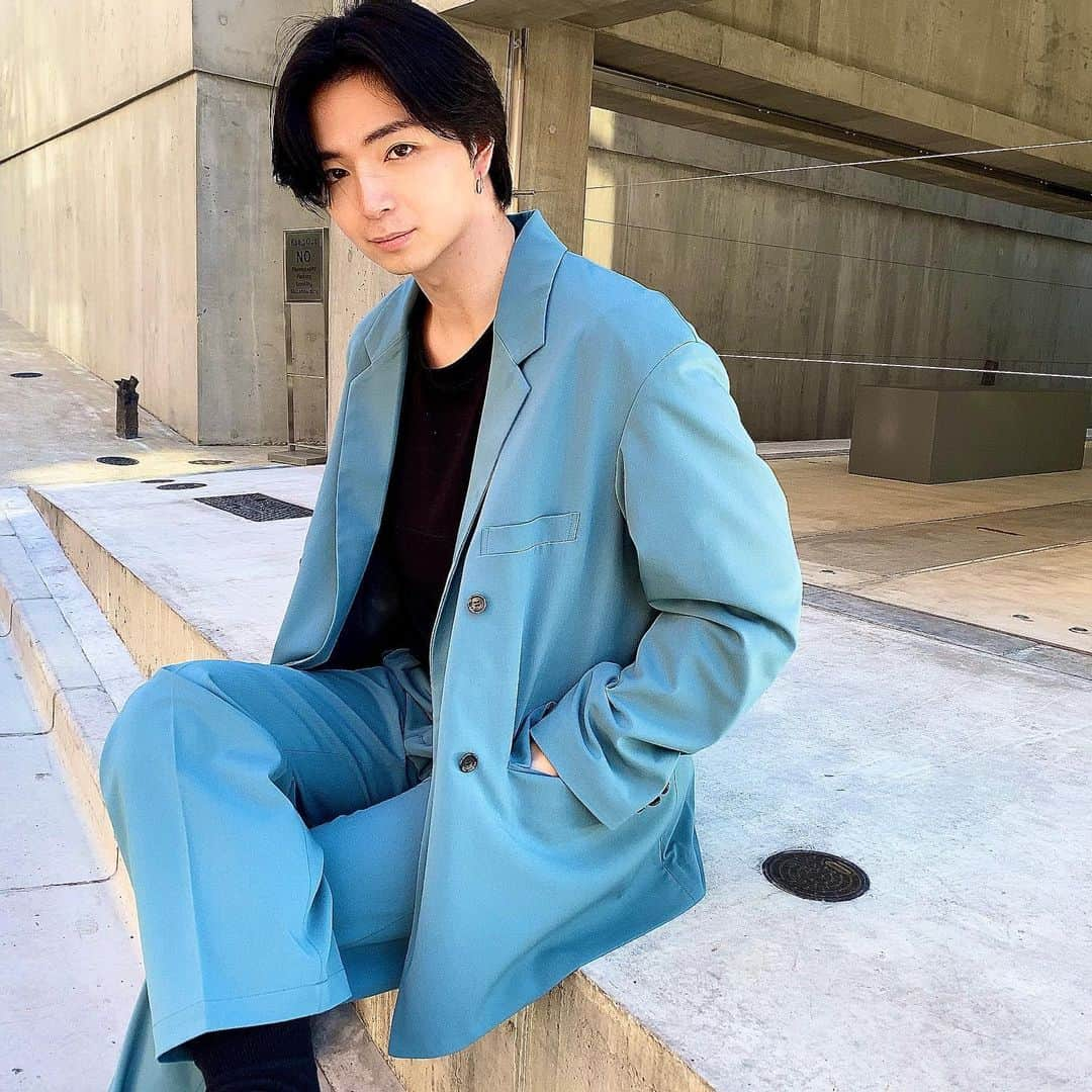 松田 爽さんのインスタグラム写真 - (松田 爽Instagram)「👖👔👕  前髪伸びすぎてあかん。  #セットアップ#春服コーデ#メンズジャケット#水色コーデ#メンズモデル#メンズモデル #メンズヘア#メンズミディアム」2月16日 21時23分 - sou_1_