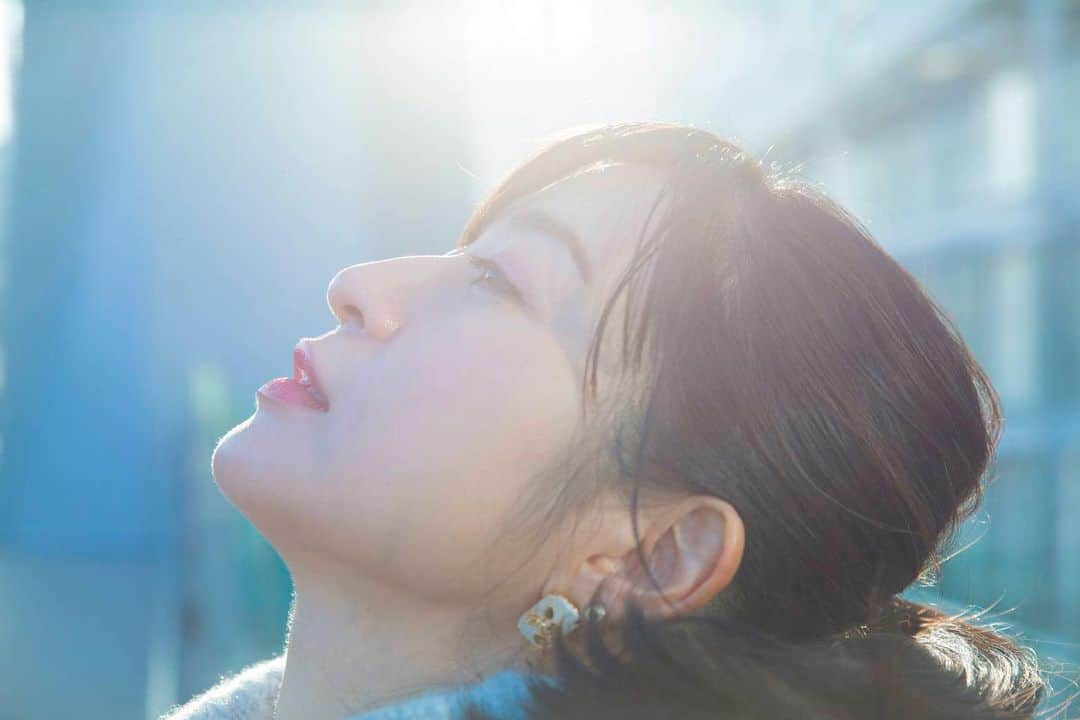 今井安紀さんのインスタグラム写真 - (今井安紀Instagram)「God, give me a power to get over many difficulties.  taken by @hiroko.camera   #portrait #tokyointernationalforum #japanese #japanesegirl  #ポートレート #時差スタグラム #東京国際フォーラム」2月16日 21時23分 - i_am_akinyan0826