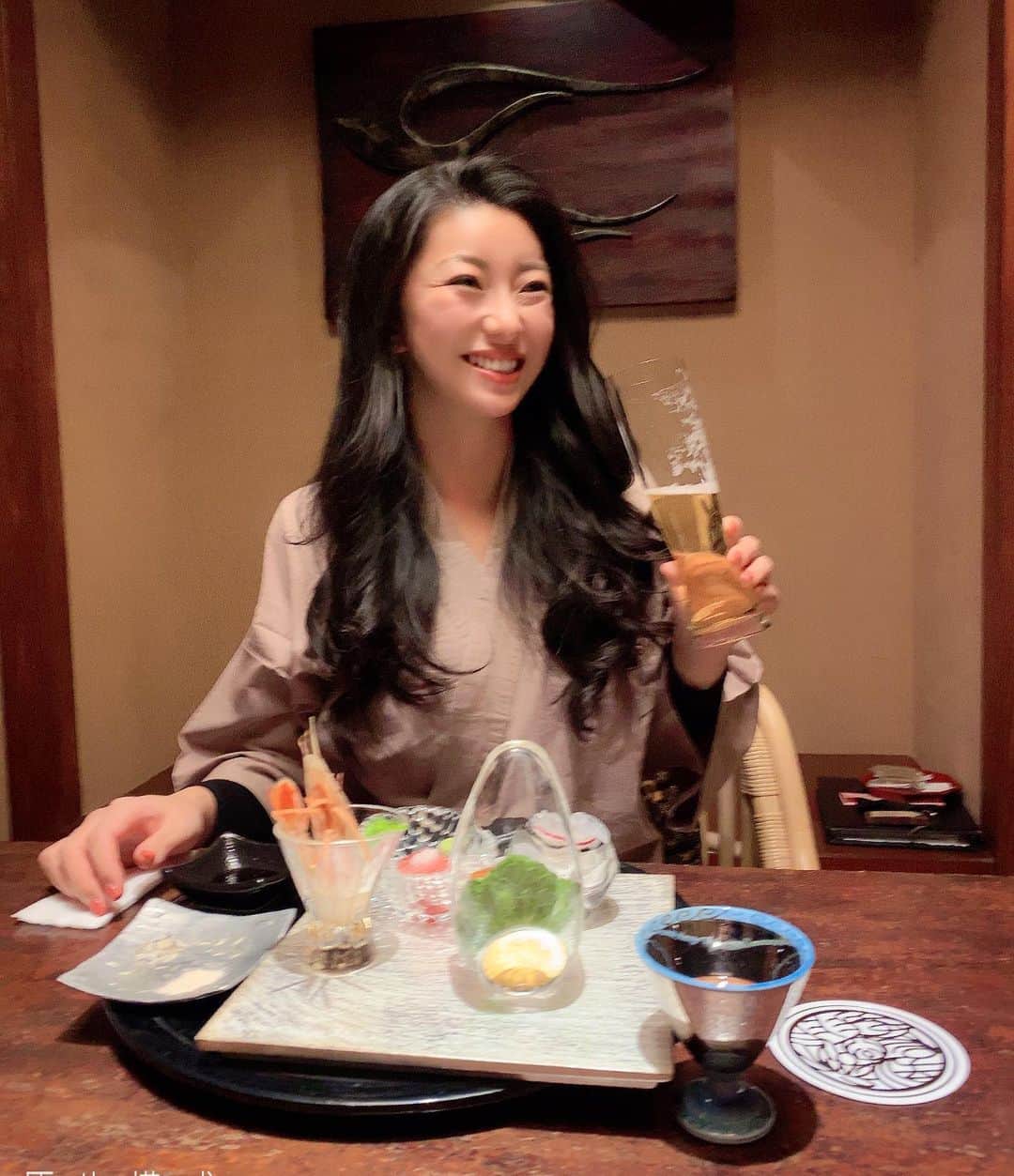 黒田智子のインスタグラム：「あー温泉いきたいなあ♨️ こないだ行った  #箱根吟遊 めちゃよすぎた🥺💓 7月の森林が綺麗な時期にまたいく🌈」