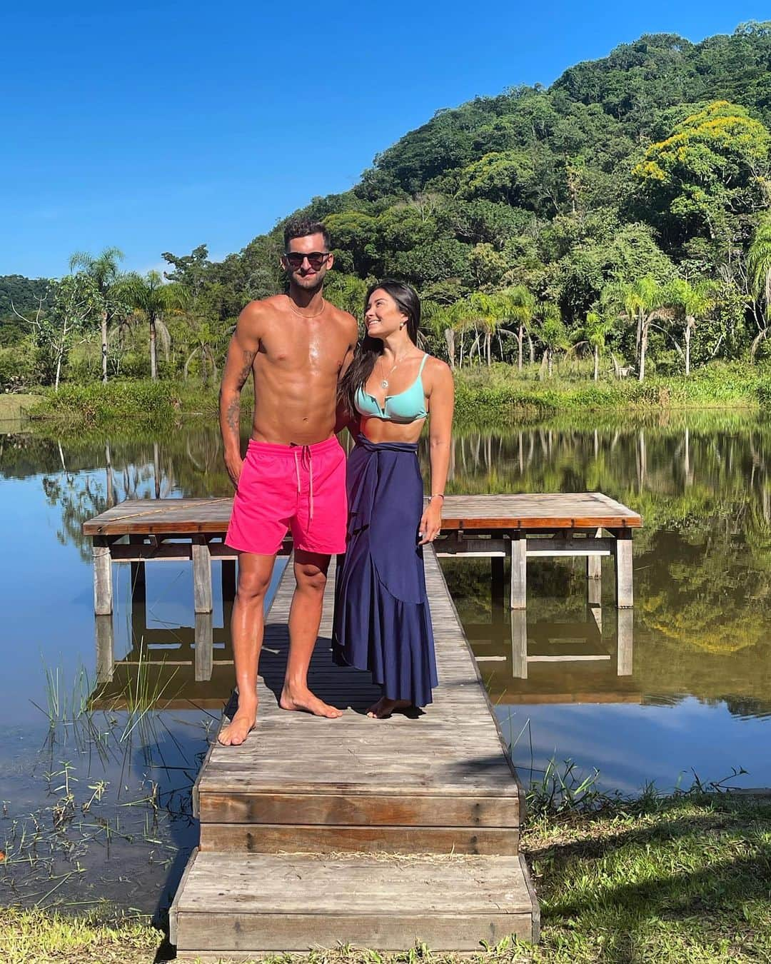 レオナルド・カリーリョ・バティスタンのインスタグラム：「Sempre juntos ! Te amo meu amor 🥰😍❤️」