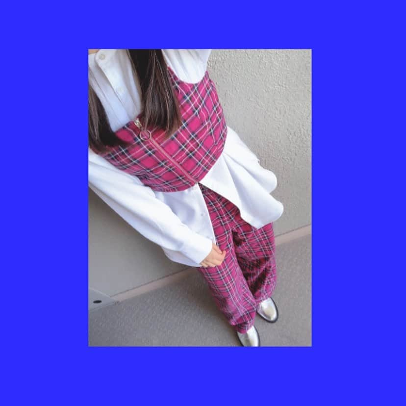 蒼井乃々愛のインスタグラム：「今日のおようふく💜💜  #ootd  #今日のコーデ #ののファッション #gu #ホンワカ #メガネ女子 #メガネっ子 #アイドル」