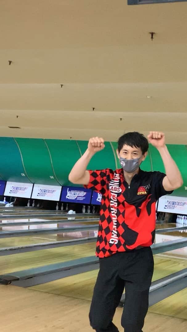 黒田アーサーのインスタグラム：「本日東京ポートボウルの火曜リーグで木田プロがパーフェクトを達成しました🎉㊗️👏そして宣言通り最後にTPPで決めてくれました😉👍木田君！パーフェクトおめでとう‼️😎✌️」