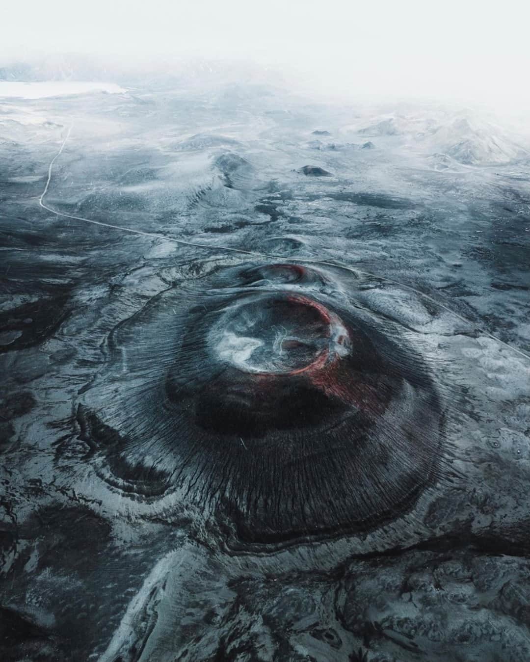 パブリッシュブランドのインスタグラム：「The almost unreal landscapes of Iceland captured by @benjaminhardman. Definitely a place we want to visit after Covid restrictions lighten!」