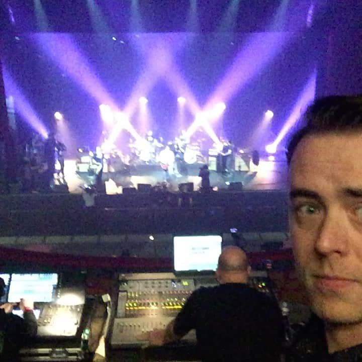 コリン・ハンクスのインスタグラム：「I miss live music so damn much. This was from, arguably the most important, cathartic, emotional concert I've ever been to: The @eodmofficial return to Paris. Well, actually this was from soundcheck. But still, you get the idea.  Five years ago TO THE DAY!!! For Nos Amis. 🇫🇷✌🏼♥️🤟🏼」