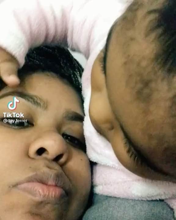 Eliana Michaelichin Bezerraのインスタグラム：「São esses momentos com os filhos que deixam o coração de mãe bem quentinho😊❤️. Tão maravilhosas❤️❤️❤️#famososdainternet  #amordemae #amordefilhos #paraisoéaqui #vaificartudobem」