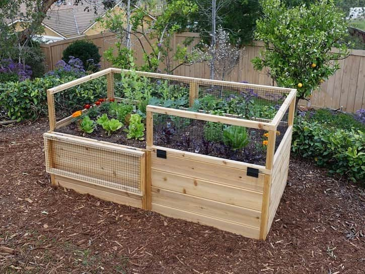 HGTVさんのインスタグラム写真 - (HGTVInstagram)「Get this year's garden off the ground with a fresh take on raised beds. 🌱  ⁠⁠ There are so many reasons to love a raised garden bed... ⁠⁠ ✅ Provide plants access to nutrient-rich soil⁠⁠ ✅ Add architectural interest to your landscape⁠⁠ ✅ Small-space friendly⁠⁠ ✅ Can be designed to keep pests out⁠⁠ ✅ Certain designs make gardening more accessible⁠⁠ ⁠⁠ We could go on... but instead, we'll point you to the 20 raised garden bed ideas at the link in our profile. 🔝 Discover different types of raised garden bed styles and flower bed styles that will inspire you to create your own orderly garden space. 👩‍🌾 ⁠⁠ ⁠⁠ What are you growing in your garden this year? 🌱⁠⁠ ⁠⁠ #garden #gardening #raisedbed #raisedgarden #raisedgardenbeds #DIYgarden #victorygarden」2月17日 2時02分 - hgtv