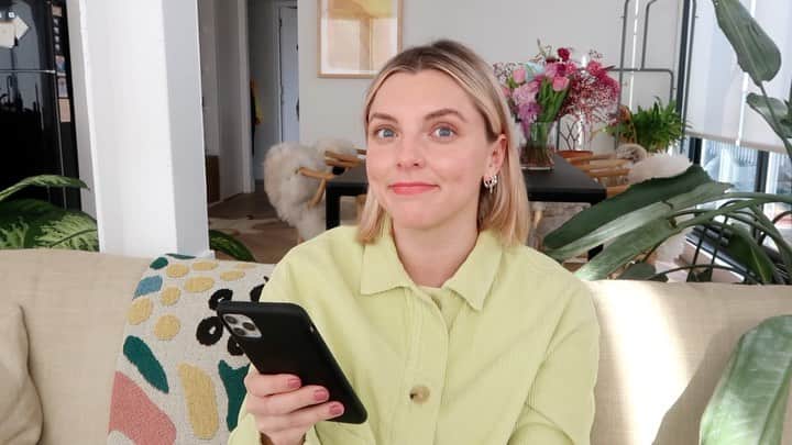 Estée Lalondeのインスタグラム：「NEW YOUTUBE VIDEO 🧚‍♂️   Head over to YouTube.com/EsteeLalonde   #linkinbio to watch 👀」