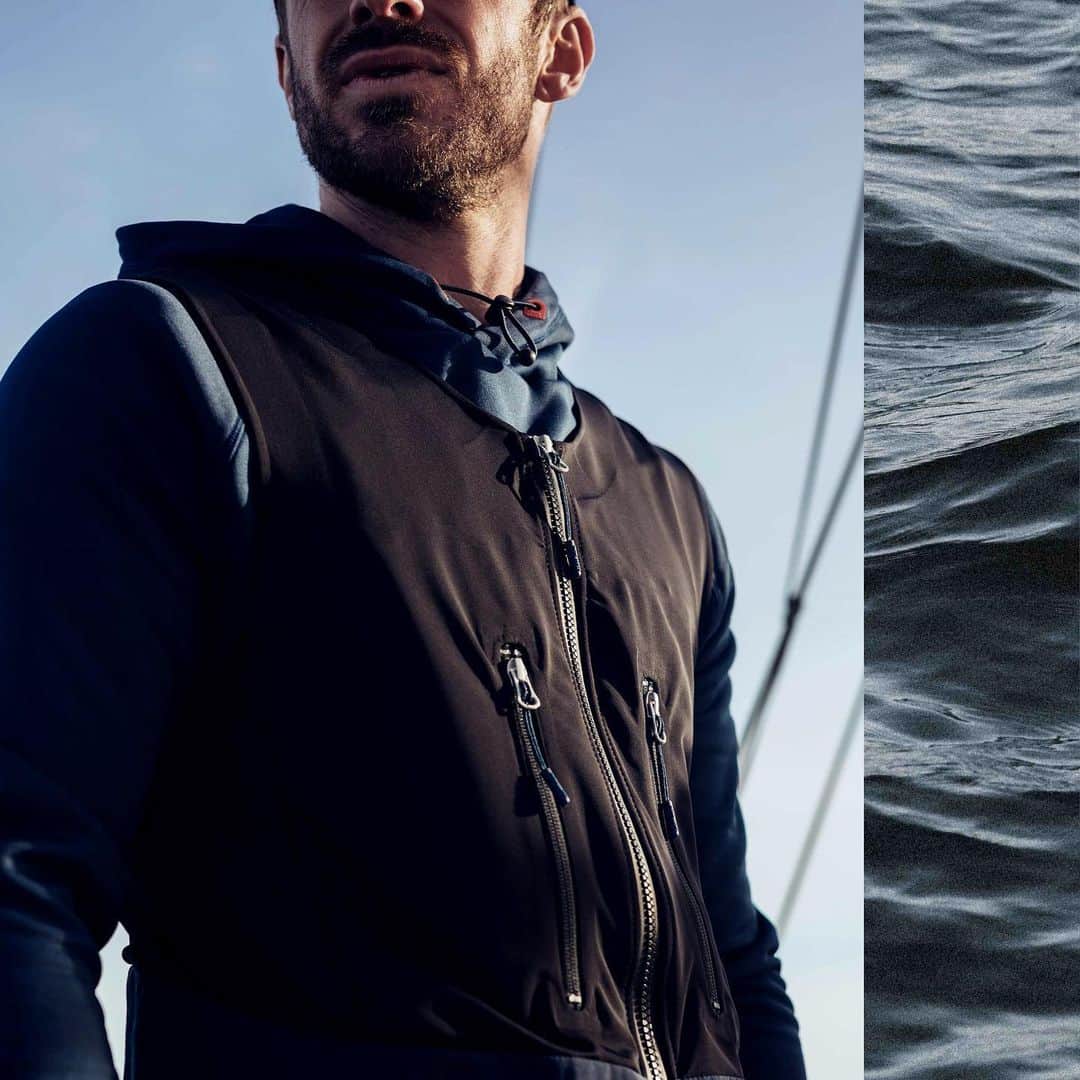 のインスタグラム：「Get ready for the sailing season with our M-PRO Salopette. Engineered from rugged and durable GORE-TEX Pro fabric to give you the highest levels of breathability, durable waterproofness, lightness and great freedom of movement. Shop online at our new direct price at henrilloyd.com #henrilloyd #sailing」
