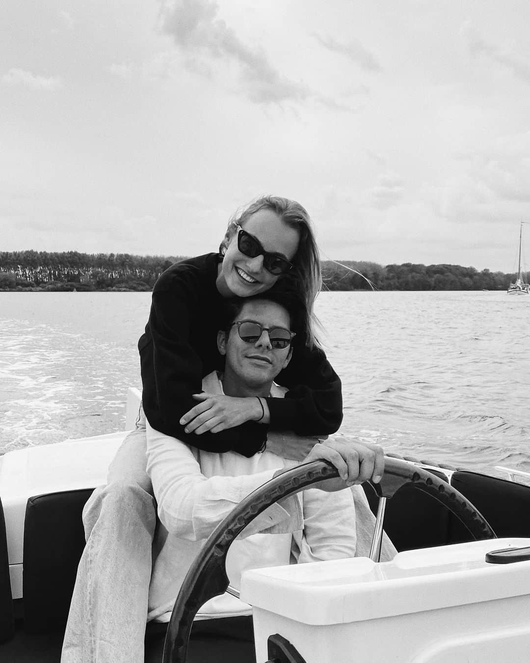 マルチェ・フェルフーフのインスタグラム：「3 years of love today ❤️❤️❤️」