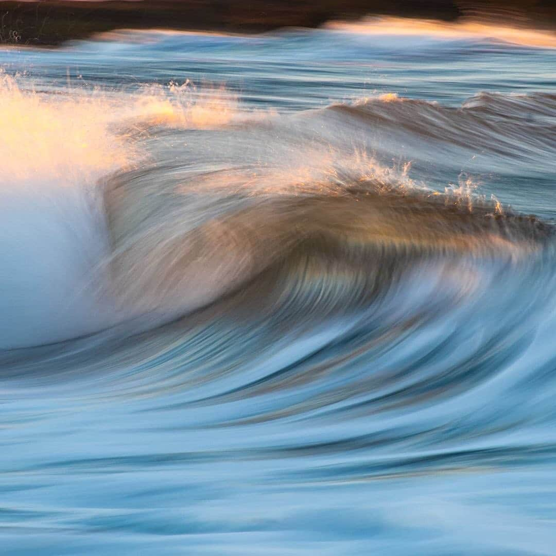 Ricoh Imagingさんのインスタグラム写真 - (Ricoh ImagingInstagram)「Posted @withregram • @wildmehrbear Momentum   www.jasonmehrphotography.com . . . . #waterandlight #surfpics #jshn #coastaljerseyadventures #njbeaches #just_newjersey #wildnewjersey #jersey_shore_exposure #discoverocean #eastwaves #oceanminded_arts #camerapainting #wavephotography #longexpoelite #ouroceandaily #depthdiscovered #surfline #easternsurfmag #raw_waters #njspots #splendid_beaches #surfermagazine #ig_worldbeaches #artofswell #surflinelocalpro #aframeking #wb_water_brillance #swellroom #raw_beaches #splendid_earth @realoutex @ricohpentax」2月17日 3時08分 - ricohpentax