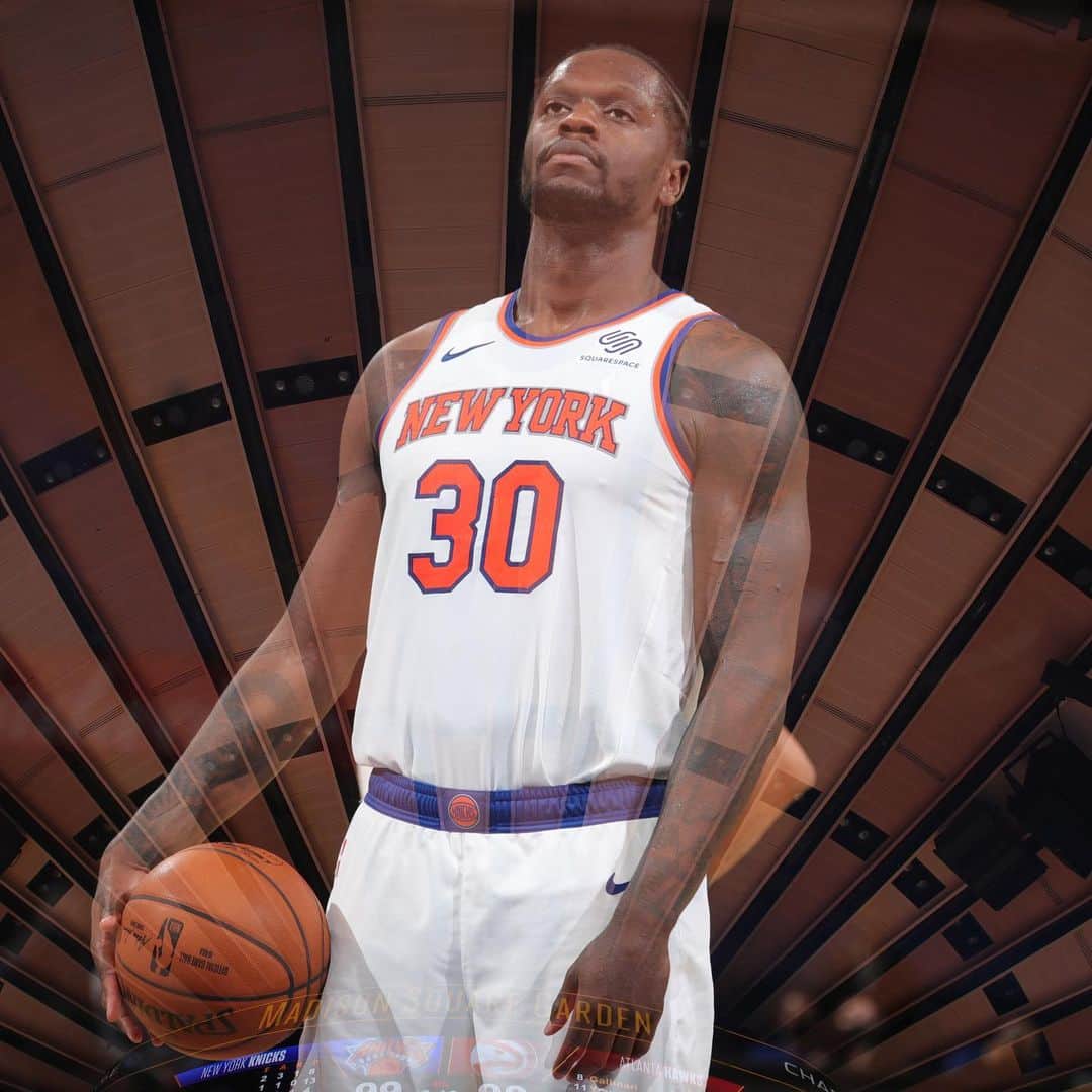 ジュリアス・ランドルのインスタグラム：「We feel the energy of the city! Can’t wait to get y’all back in the Garden! 🙏🏿💪🏿」