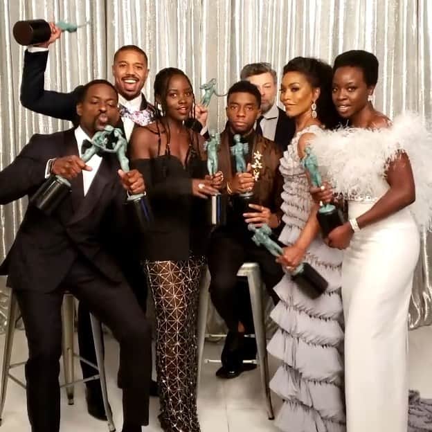 ルピタ・ニョンゴのインスタグラム：「Unforgettable. Three years since #BlackPanther. #WakandaForever.」