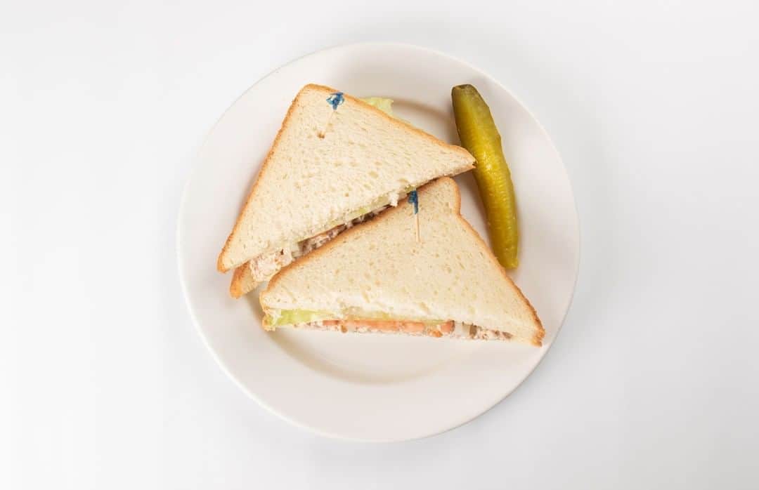 Zippy's Restaurantsさんのインスタグラム写真 - (Zippy's RestaurantsInstagram)「Sometimes a tuna sammie just hits the spot. The salad, sandwich and melt are all back on the menu until 2/28.」2月17日 5時00分 - zippys