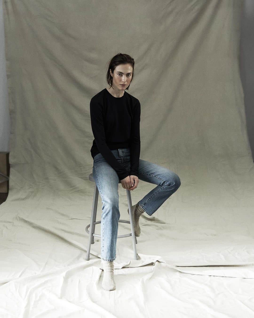 ウォントのインスタグラム：「The perfect piece to layer now and wear alone later. Elissa wears the unisex Agostino long sleeve t-shirt, crafted in a refined wool and cashmere blend.  #wantlesessentiels #worldofwant」