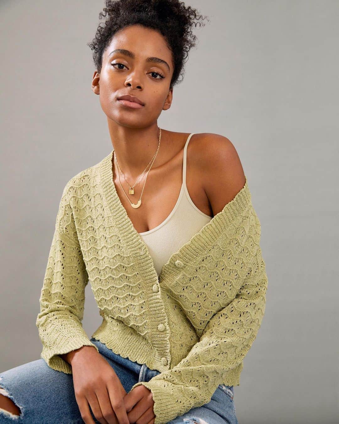Anthropologieのインスタグラム：「*Knit Picks!* Tell us which sweater you'd choose to ring in spring, then shop them all at the link in our bio 🌷」