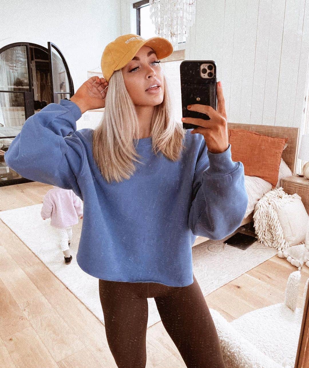 Cara Van Brocklinのインスタグラム：「The extent to me getting ready lately 🧢...but I really like this color combo so 🤷🏼‍♀️ http://liketk.it/38wyM」