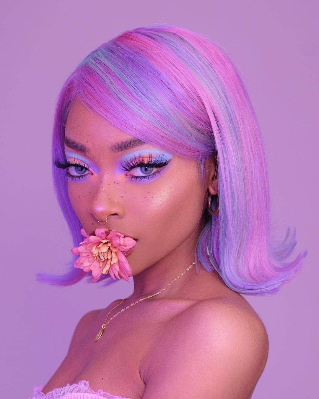 NYX Cosmeticsさんのインスタグラム写真 - (NYX CosmeticsInstagram)「Pretty in pastel 🌸 @nyane serves this magical #MOTD wearing our Born to Glow Radiant Foundation in 'Caramel' + Epic Ink Liner ✨ • #nyxcosmetics #nyxprofessionalmakeup #crueltyfreebeauty #veganformula」2月17日 7時02分 - nyxcosmetics