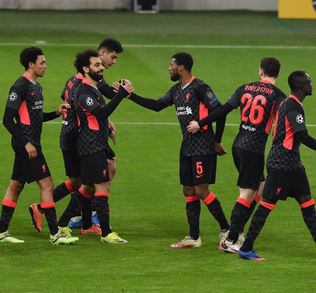 ジョルジニオ・ワイナルドゥムさんのインスタグラム写真 - (ジョルジニオ・ワイナルドゥムInstagram)「Good feeling to get a win here 🙌🏾 #UCL #RBLLIV」2月17日 7時55分 - gwijnaldum