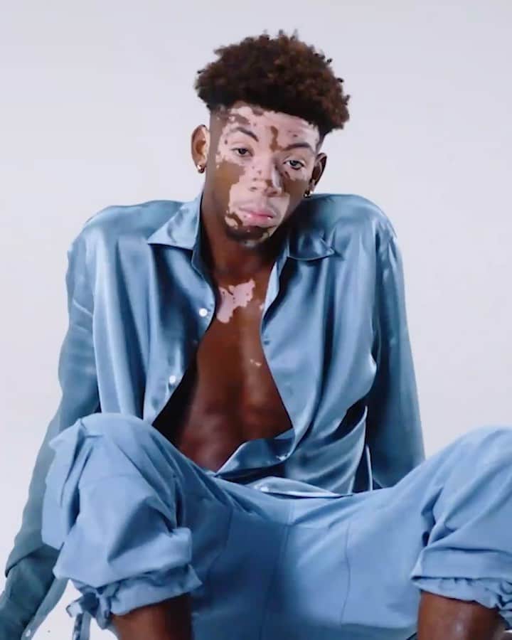 Fashion Weekのインスタグラム：「The newest @Nahmias__ collection is a nod to all the youthful activities that designer @Doni.Nahmias is inspired by. Filled with original watercolor artworks all throughout implemented into custom silk prints and novelty graphics. Watch the virtual presentation on nyfw.com」