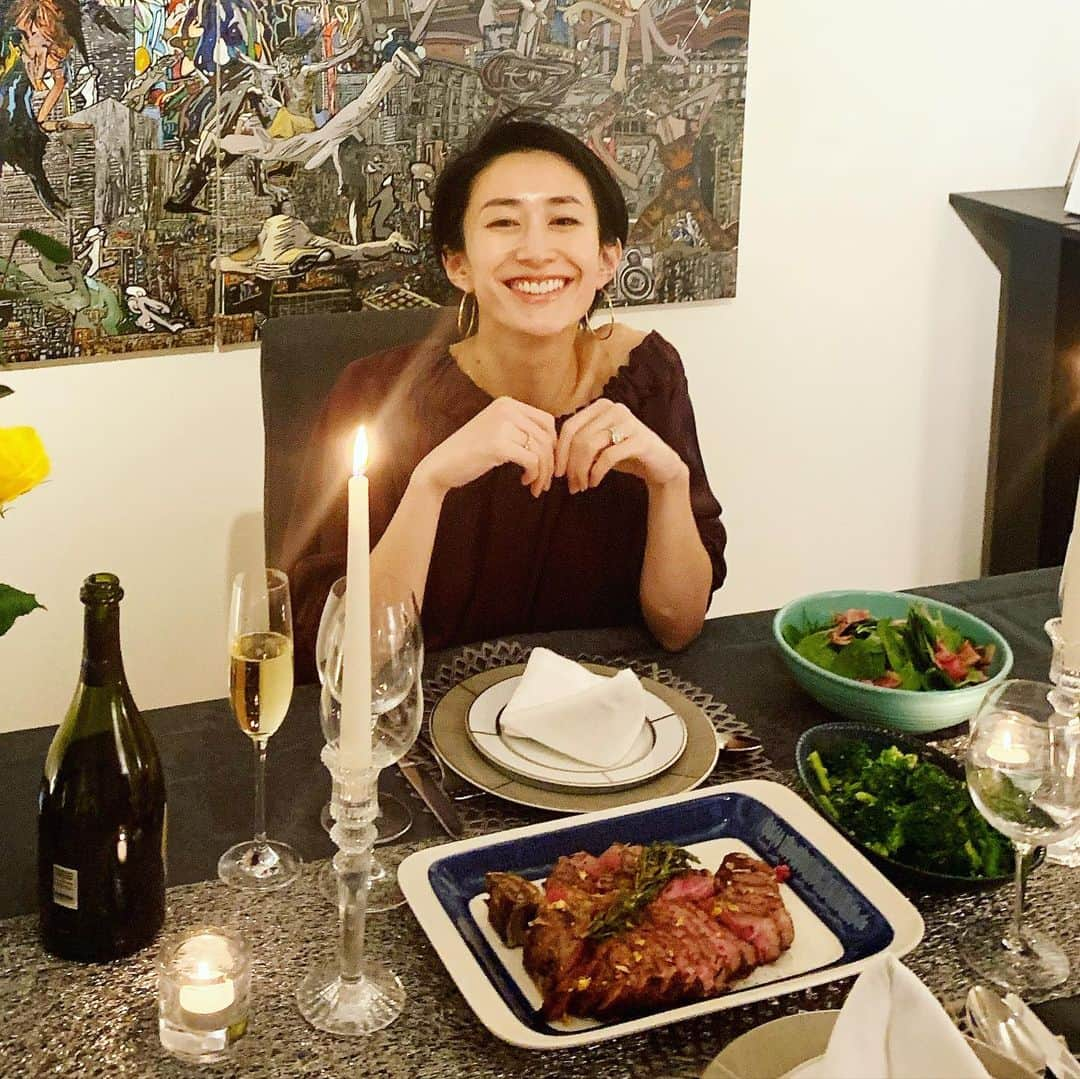 小堀ケネスさんのインスタグラム写真 - (小堀ケネスInstagram)「Happy 34th Birthday Poops!! Thank you for all the laughter and smiles!  We love you!!!  鬼ママ34歳お誕生日おめでとう！🎉　いつもたくさんの笑顔と笑いありがとう！　大好きだよ！！😘  #notdrunk #mommy #34thbirthday #littledean #daddy #grateful #鬼ママ　#34歳　#いつもありがとう#大好き  @mariakamiyama」2月17日 8時40分 - kenkob0903